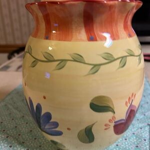 Pfaltzgraff Canister . Size Med 8 inches height